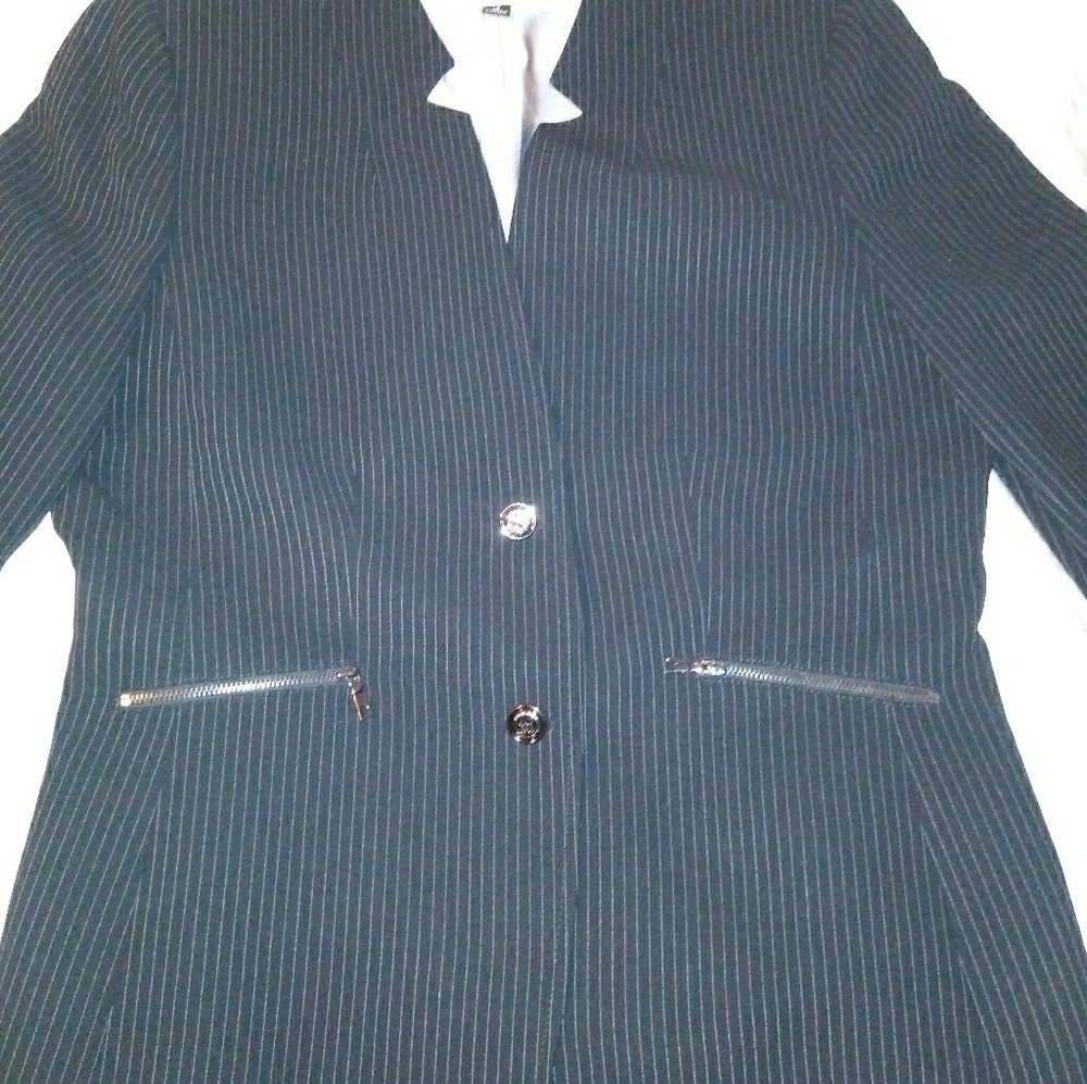Tahari Blazer - by Arthur S. Levine